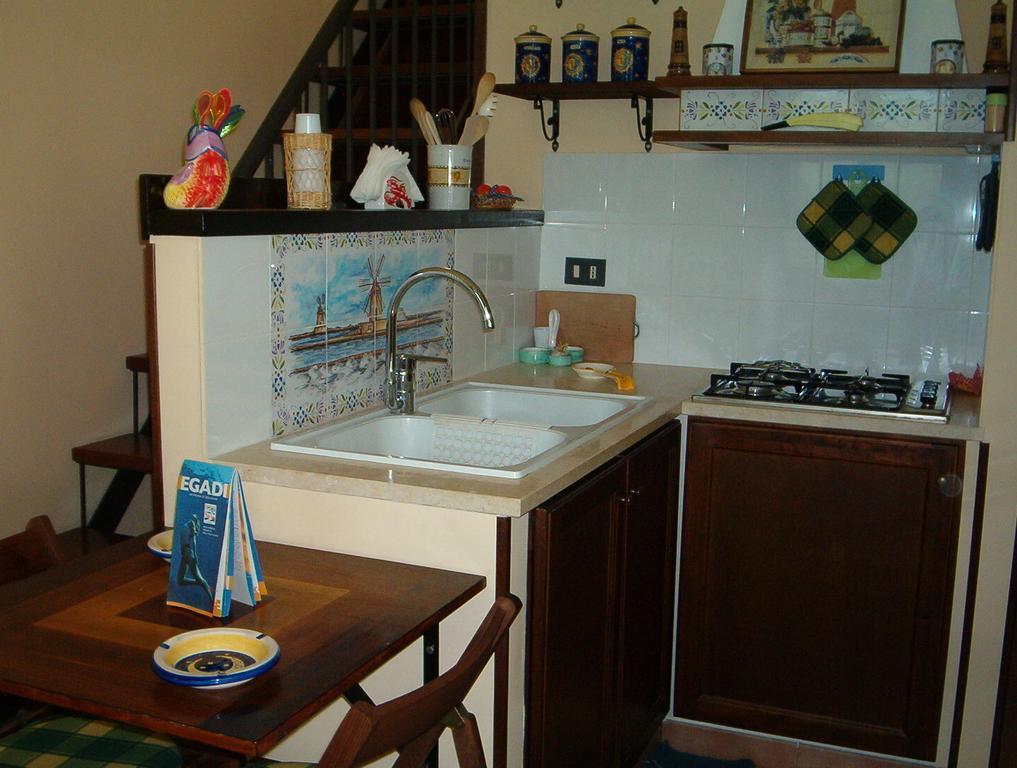 Saline Apartment Favignana Phòng bức ảnh